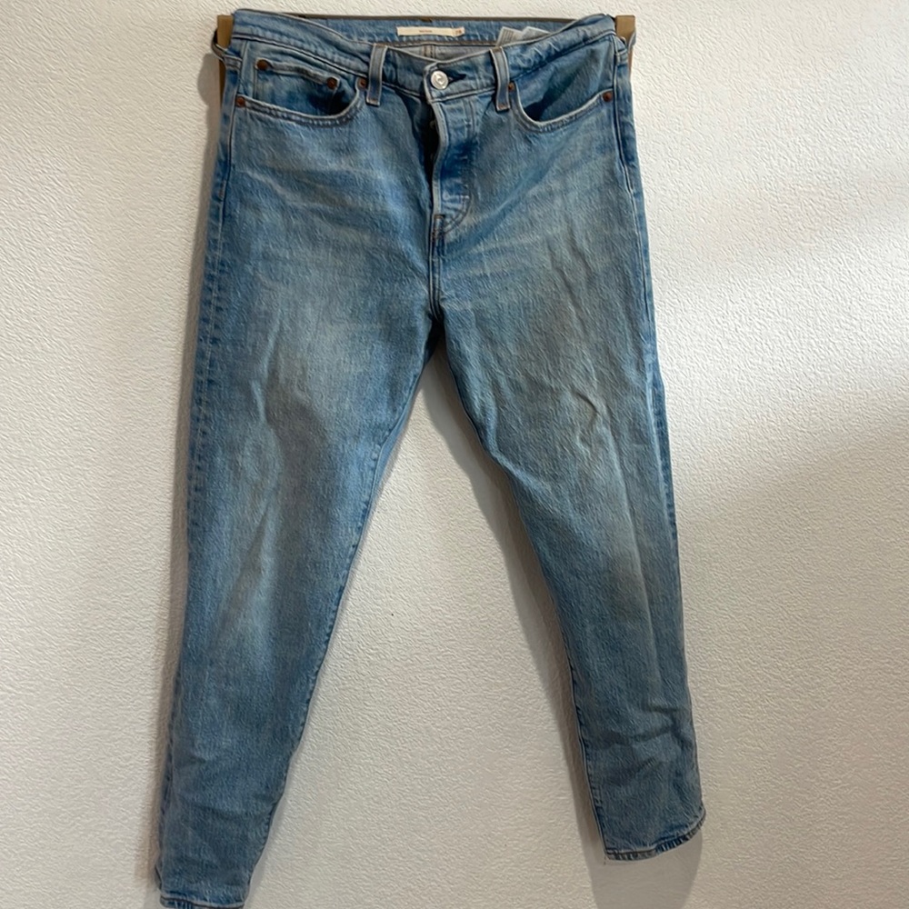 Levis wedgie icon size 28 light wash